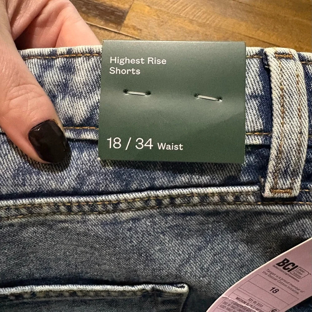 NWT Target Wild Fable Highest Rise Shorts Blue Denim Size 18 - Picture 3 of 4